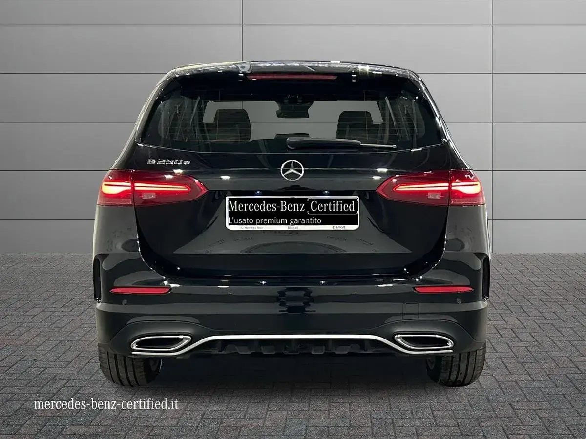 Usata Mercedes B250e Edition 163 CV (119 kW) 2025 Utilitaria
