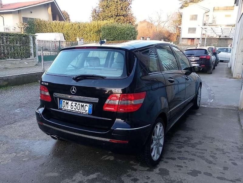 Usata Mercedes B200 140 CV (102 kW) 2008 Monovolume