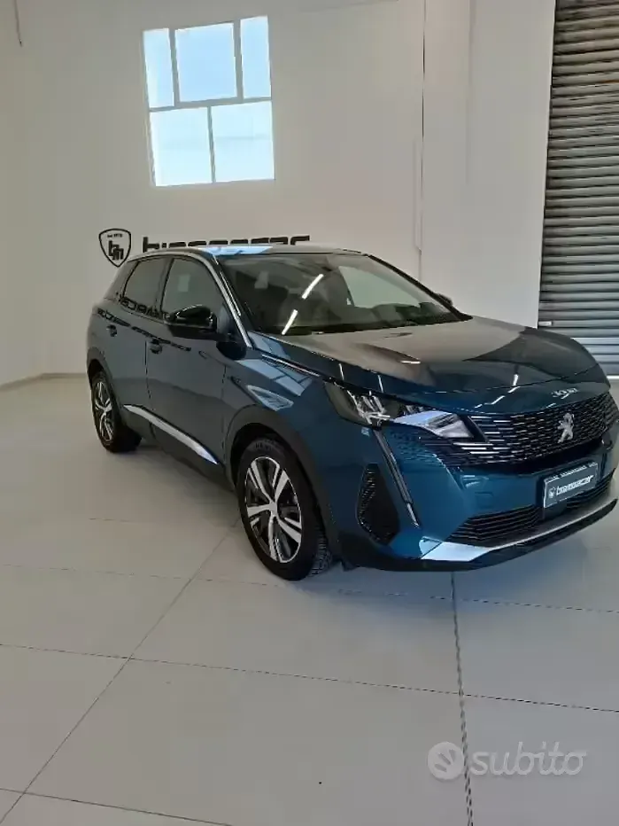 Usata Peugeot 3008 Active 131 CV (96 kW) 2022 Blu SUV