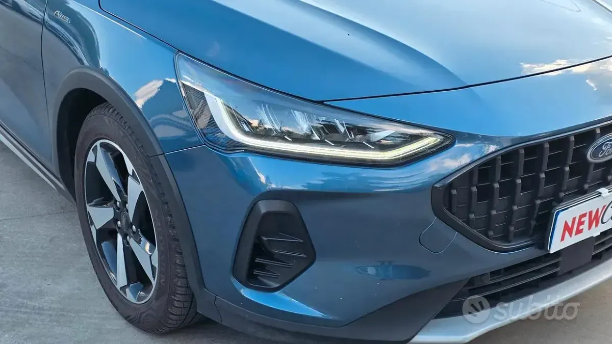Usata Ford Focus Active 115 CV (84 kW) 2024 Bluazzurro Berlina