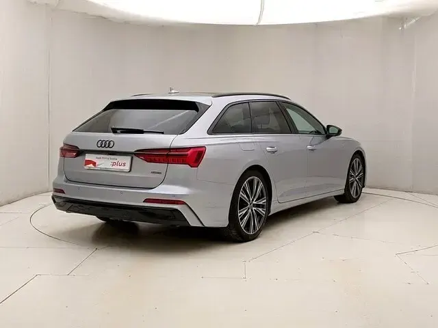 Usata Audi A6 S-Line 367 CV (269 kW) 2024 Argento Station wagon