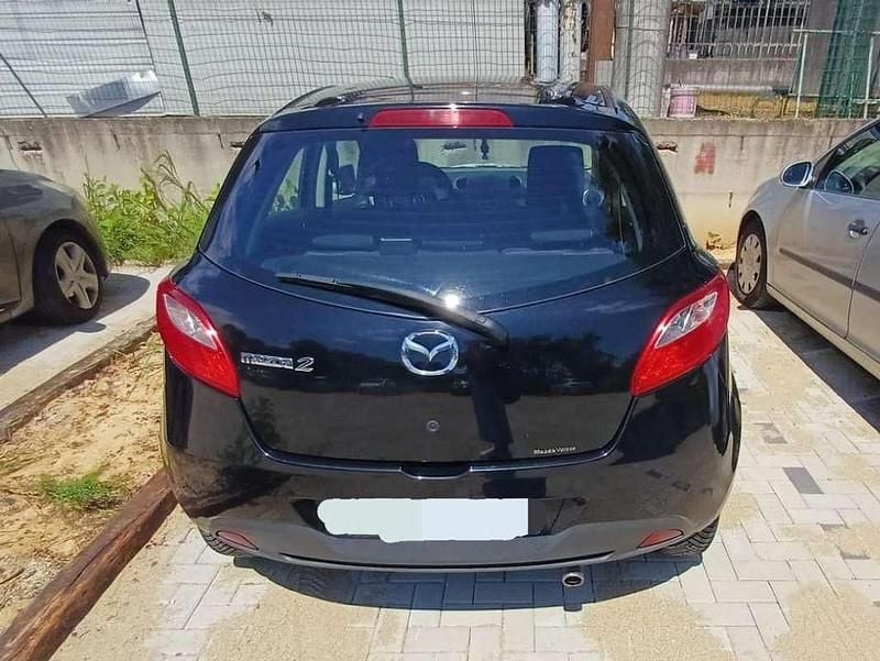 Usata Mazda 2 75 CV (55 kW) 2008 Nero Utilitaria