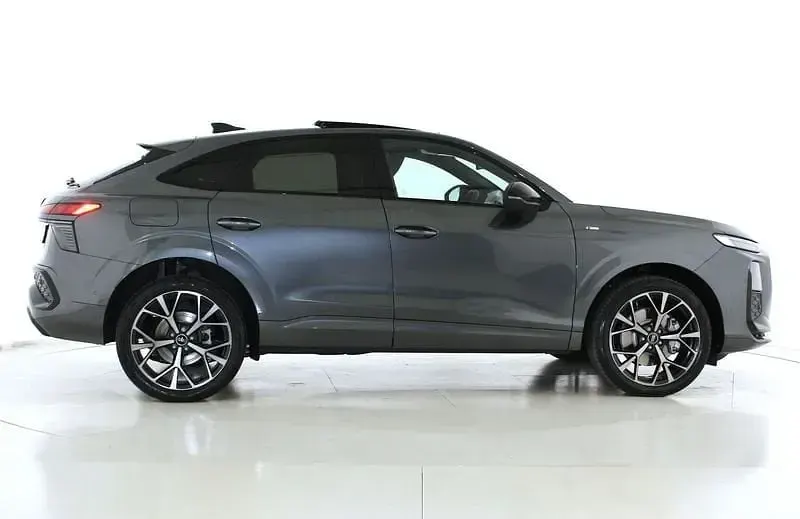 Nuova Audi Q3 Sportback Ambiente 150 CV (110 kW) 2026 Nero SUV