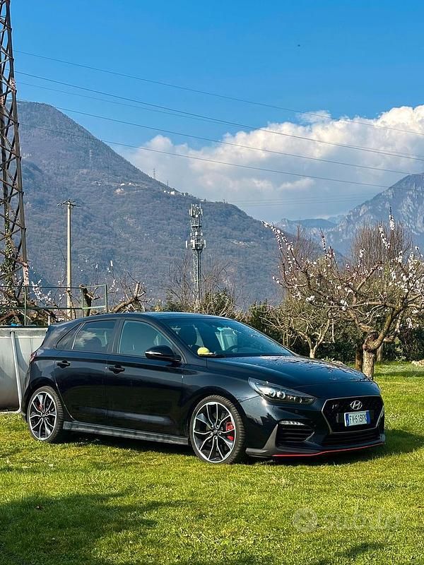 Usata Hyundai i30 N Performance 275 CV (202 kW) 2019 Nero Berlina