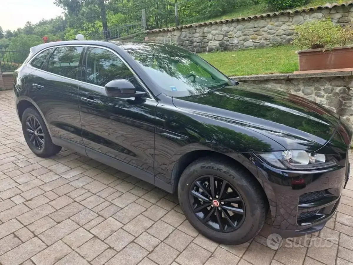 Usata Jaguar F-Pace Prestige 179 CV (131 kW) 2018 Nero SUV