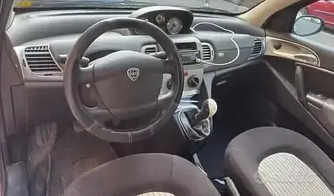 Usata Lancia Ypsilon 2007 Verde Utilitaria
