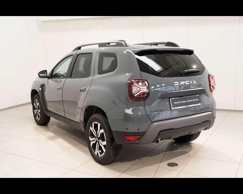 Usata Dacia Duster Journey 101 CV (74 kW) 2023 Grigio SUV