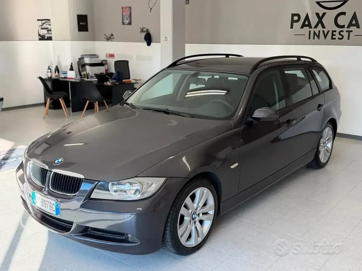 Usata BMW 318 122 CV (89 kW) 2006 Grigio Station wagon