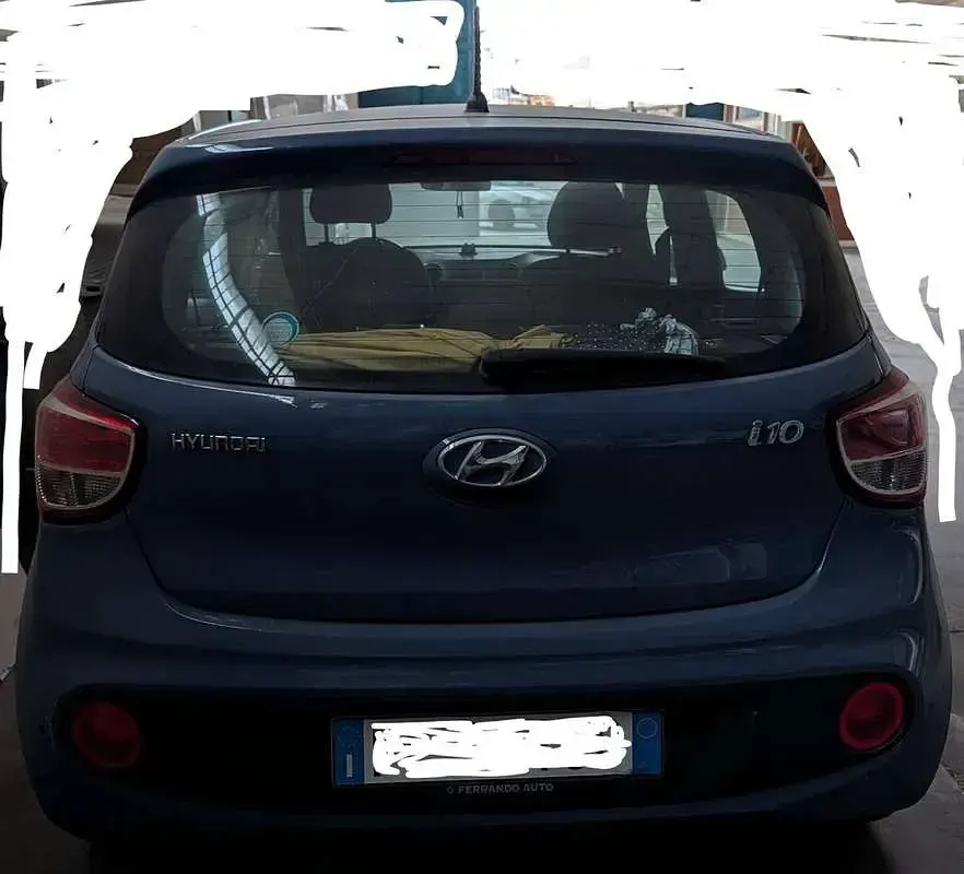 Usata Hyundai i10 Style 67 CV (49 kW) 2017 Blu/azzurro Utilitaria