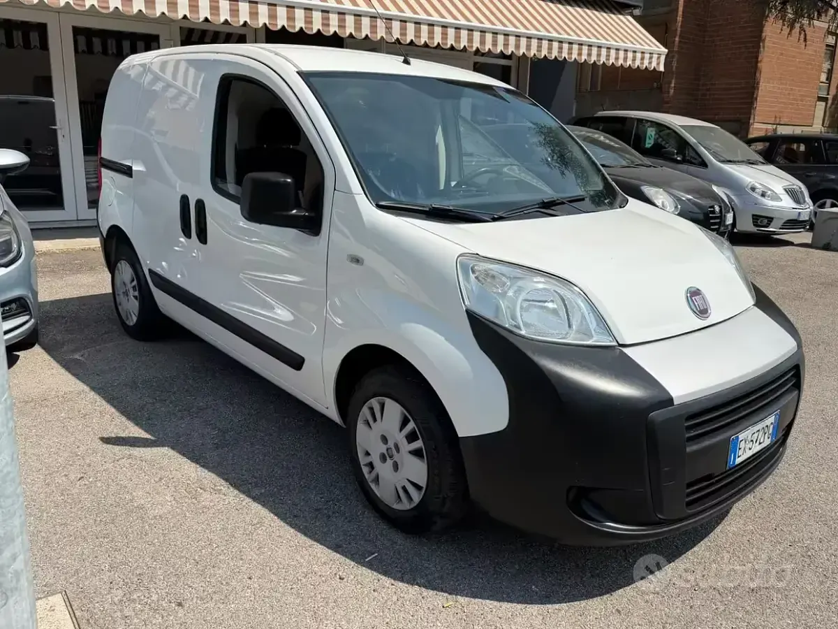 Usata Fiat Fiorino 75 CV (55 kW) 2014 Bianco Monovolume