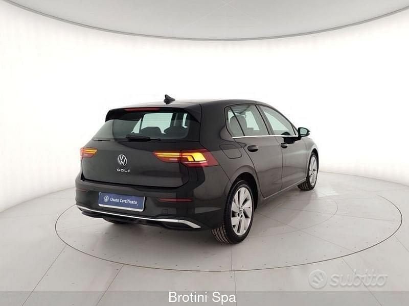 Usata VW Golf VIII Style 150 CV (110 kW) 2025 Nero Berlina