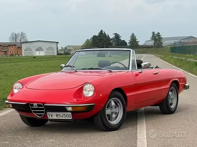 Usata Alfa Romeo GT Junior 1970 Rosso Cabrio