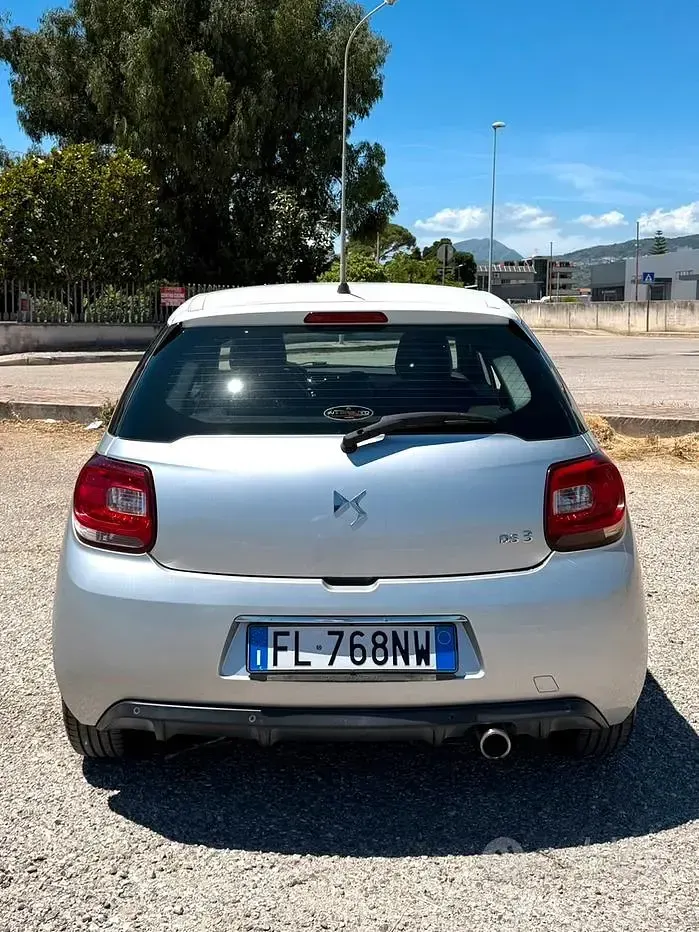 Usata DS Automobiles DS3 75 CV (55 kW) 2017 Grigio Utilitaria