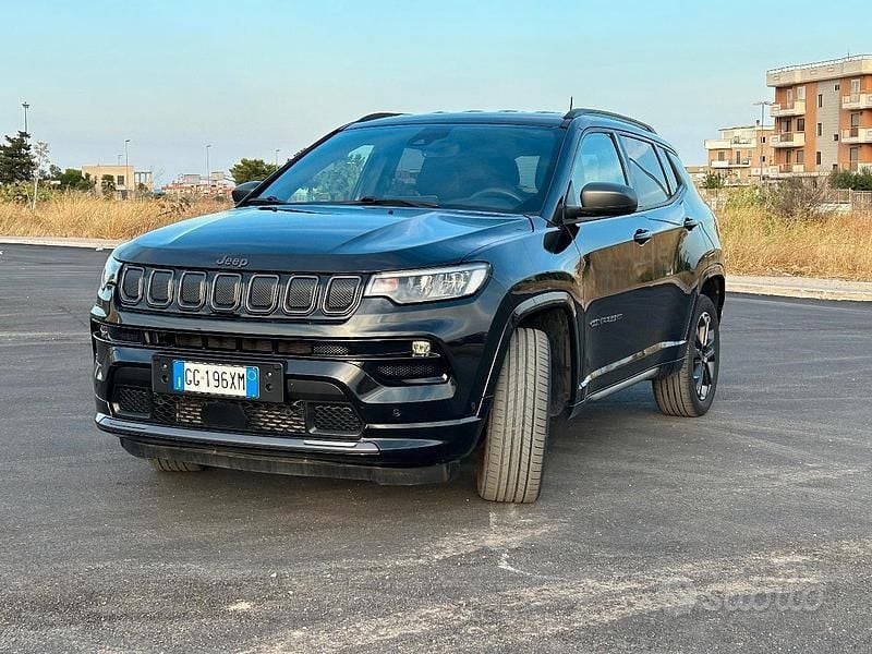 Nero Usata 2021 Jeep Compass SUV | 25.000 € (Molto cara) - Immagine 1/4