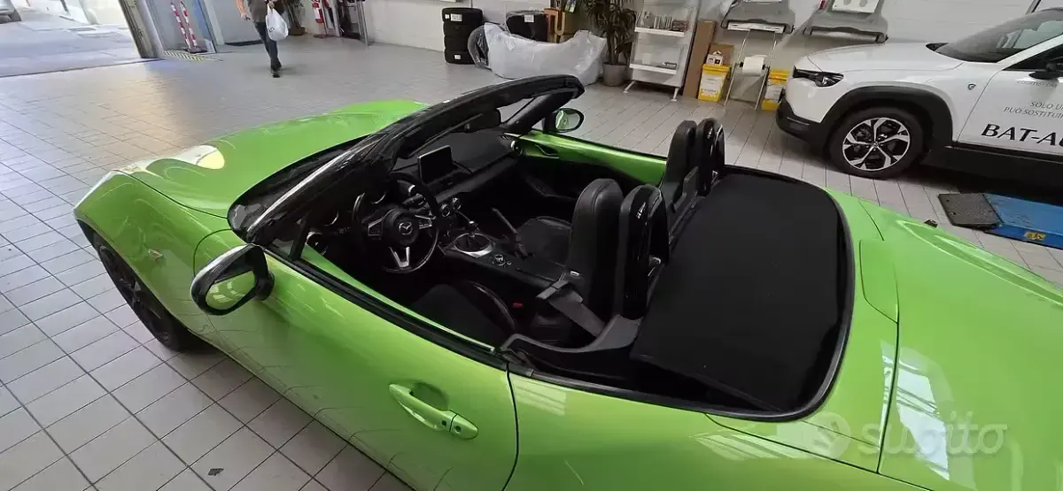Usata Mazda MX5 160 CV (117 kW) 2015 Verde Cabrio