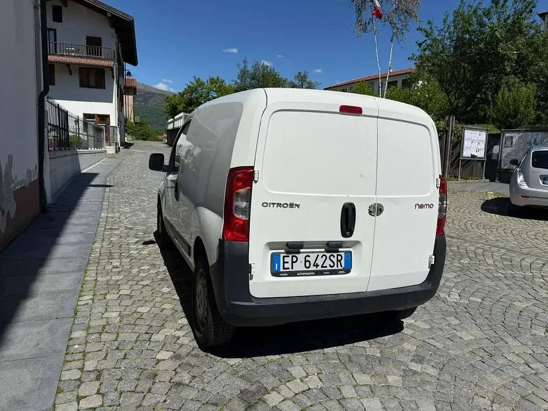 Usata Citroën Nemo 75 CV (55 kW) 2013 Bianco Monovolume