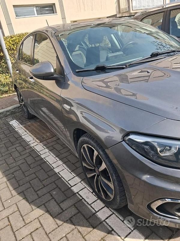Usata Fiat Tipo 2016 Grigio Utilitaria