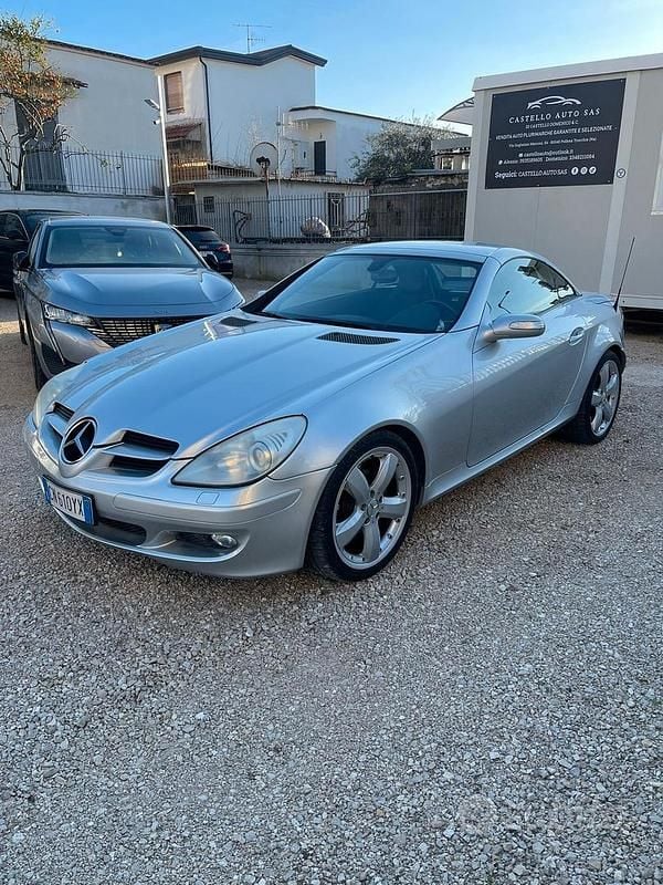 Usata Mercedes SLK200 163 CV (119 kW) 2004 Grigio Cabrio