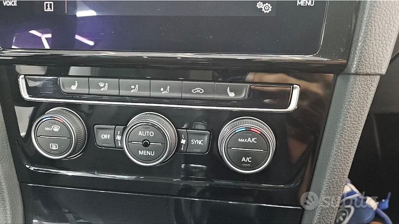 Usata VW Golf VII 116 CV (85 kW) 2019 Nero Utilitaria