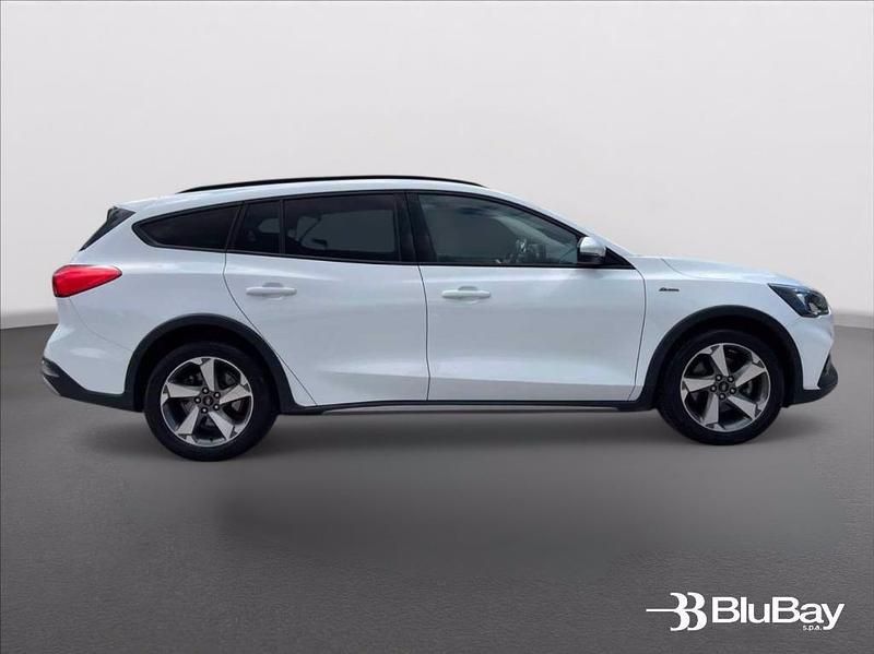Usata Ford Focus Active 125 CV (91 kW) 2020 Bianco Station wagon