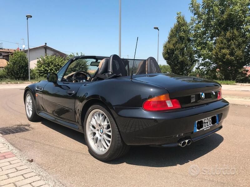 Usata BMW Z3 Efficient Dynamics 193 CV (141 kW) 2000 Nero Cabrio
