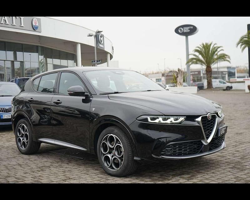 Usata Alfa Romeo Tonale Ti 131 CV (96 kW) 2024 Nero carbonio met. SUV
