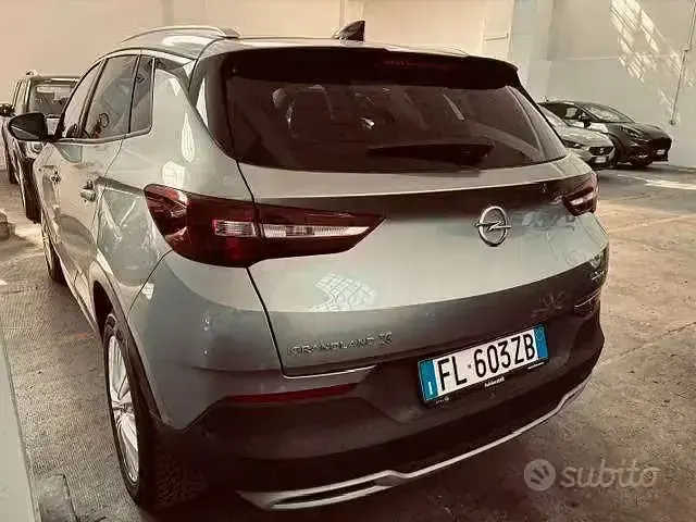 Usata Opel Grandland X Innovation 120 CV (88 kW) 2017 Grigio SUV