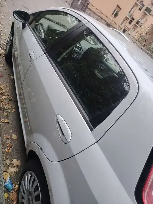 Brugt Fiat Punto Evo 120 HK (88 kW) 2011 Hvid Hatchback