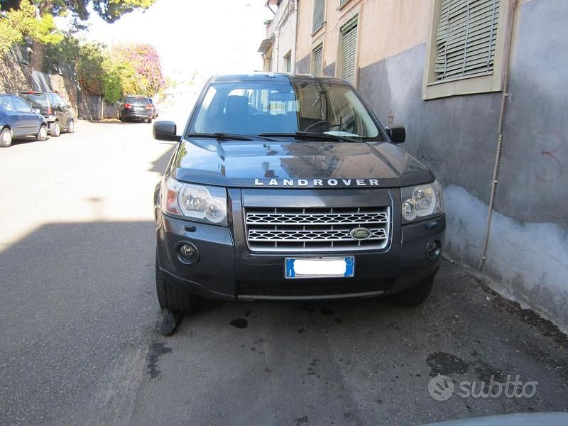 Grigio Usata 2010 Land Rover Freelander 2 SUV | 2000 € (Super prezzo) - Immagine 1/4