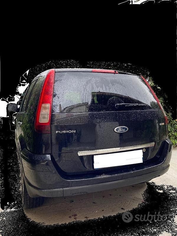 Usata Ford Fusion 68 CV (50 kW) 2010 Nero Berlina