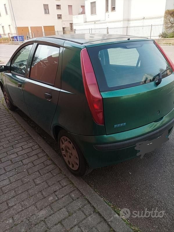 Usata Fiat Punto 2000 Verde Utilitaria