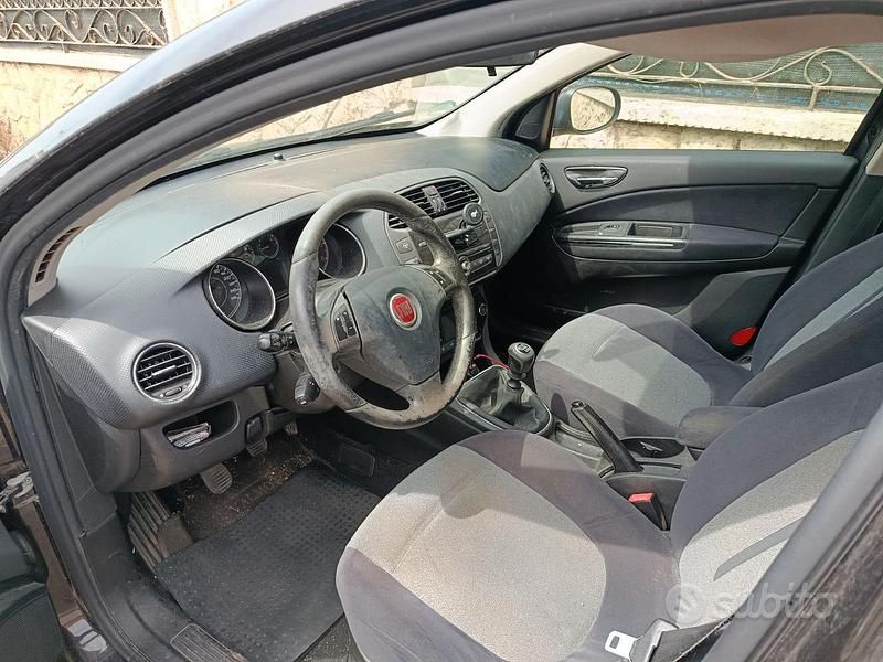 Usata Fiat Bravo 103 CV (75 kW) 2012 Nero Utilitaria