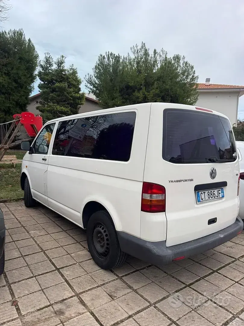 Usata VW Transporter 131 CV (96 kW) 2005 Furgone