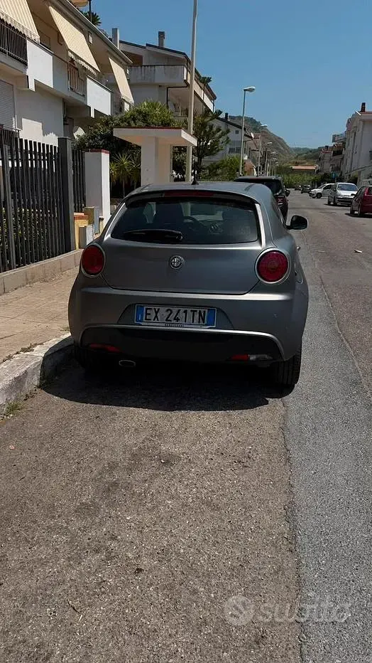 Usata Alfa Romeo MiTo 85 CV (62 kW) 2015 Grigio Utilitaria