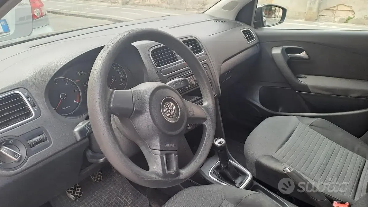 Usata VW CC 75 CV (55 kW) 2010 Grigio Berlina