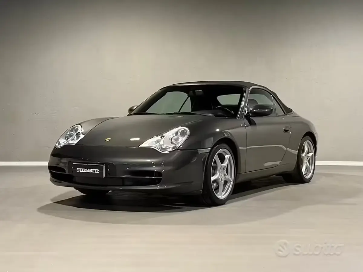 Usata Porsche 911 Carrera Cabriolet 320 CV (235 kW) 2004 Schiefergrau pts Cabrio