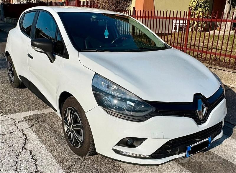 Usata Renault Clio IV 75 CV (55 kW) 2018 Bianco Berlina