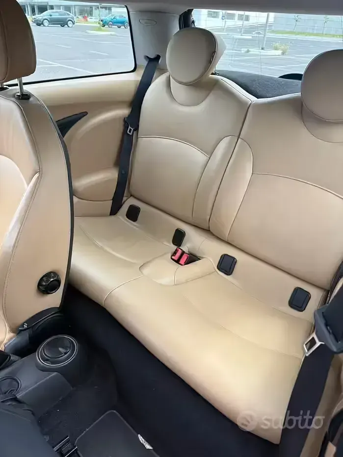 Usata Mini Cooper 90 CV (66 kW) 2010 Utilitaria