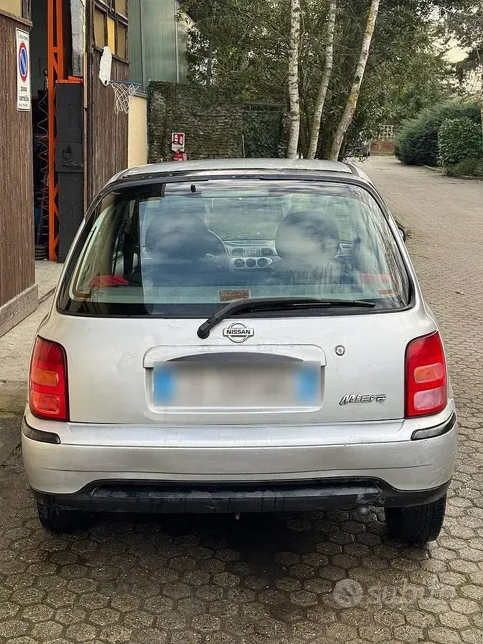 Usata Nissan Micra 54 CV (39 kW) 2002 Grigio Utilitaria