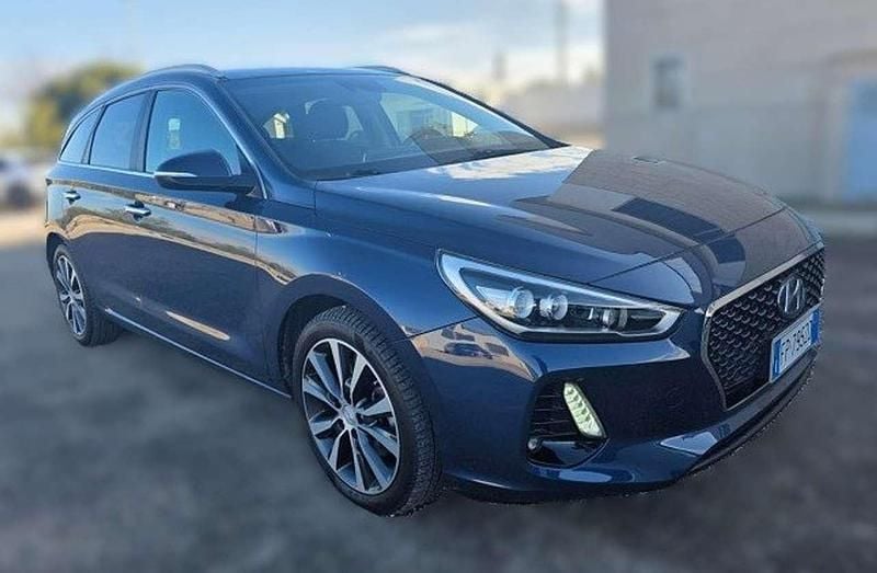 Blu/azzurro Usata 2018 Hyundai i30 Style Station wagon | 9500 € (Molto cara) - Immagine 1/4