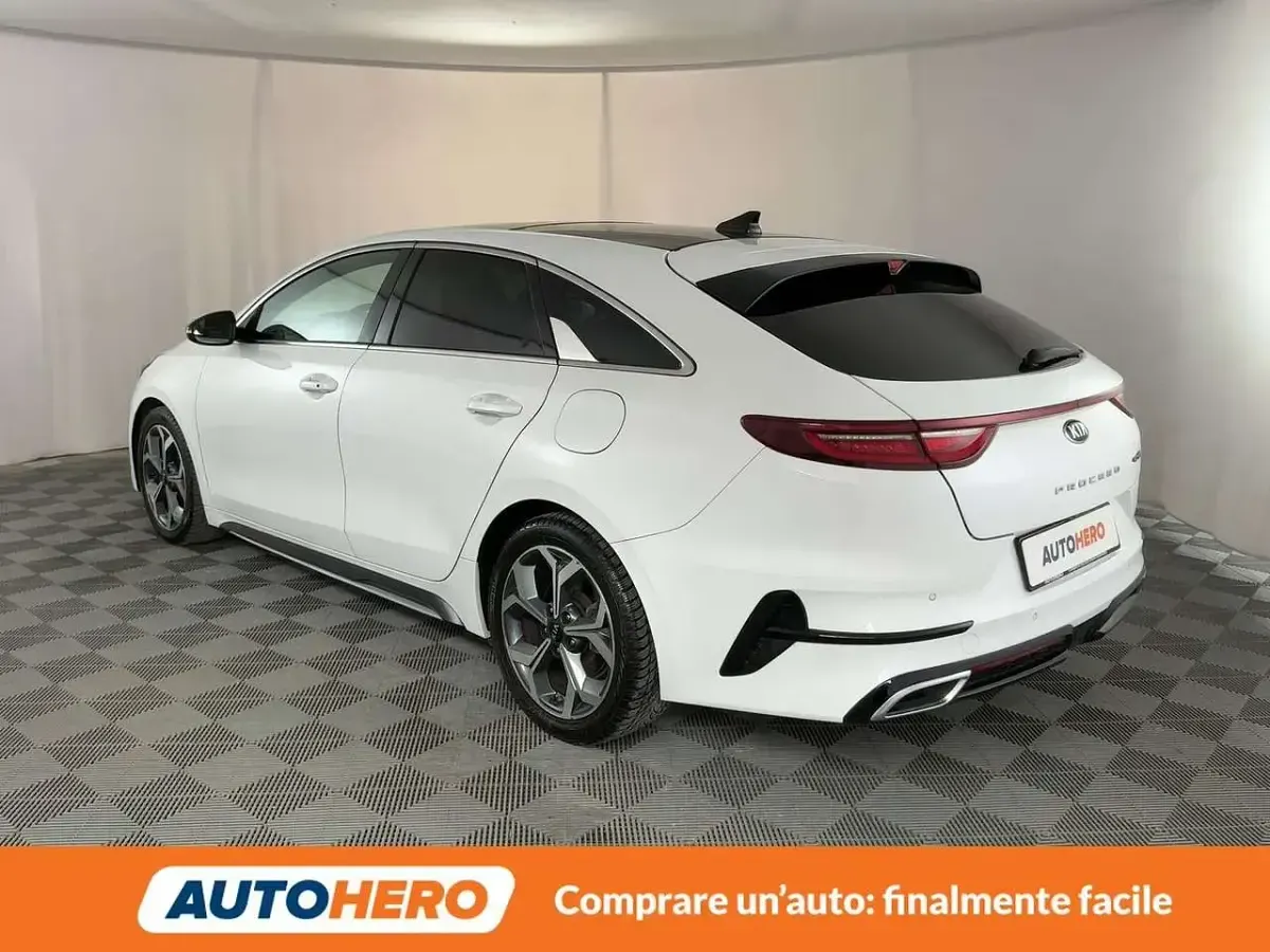 Usata Kia ProCeed GT-Line 136 CV (100 kW) 2019 Bianco Station wagon