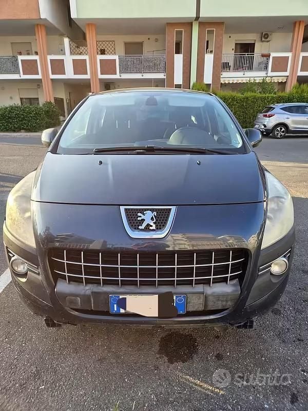 Usata Peugeot 3008 Premium 112 CV (82 kW) 2011 Station wagon