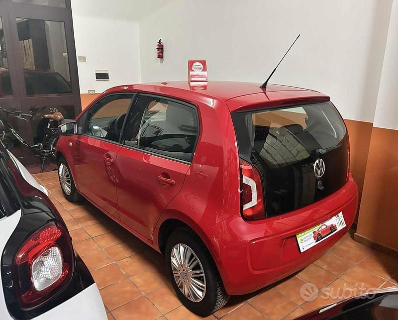 Usata VW up! 74 CV (54 kW) 2014 Rosso Utilitaria
