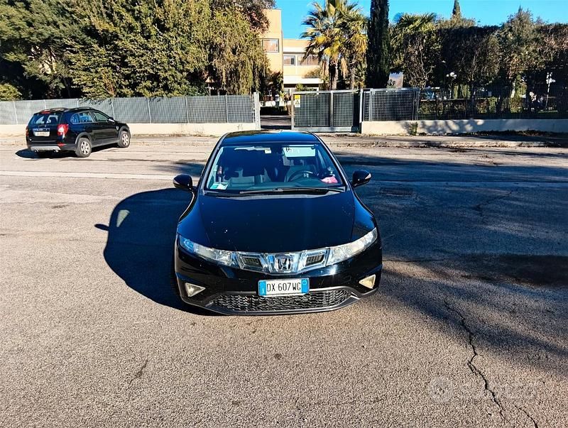 Usata Honda Civic 100 CV (73 kW) 2009 Nero Berlina