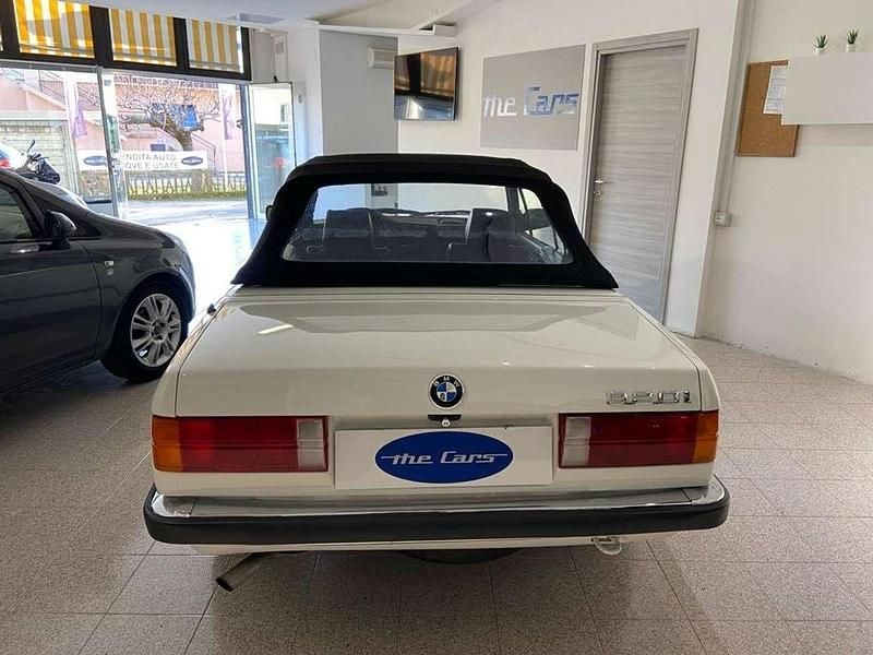 Usata BMW 320 Cabriolet 129 CV (94 kW) 1990 Bianco Cabrio