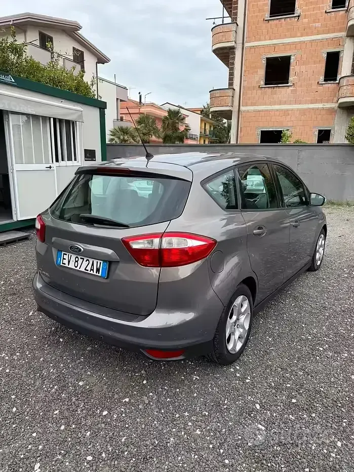 Usata Ford C-MAX Titanium 120 CV (88 kW) 2014 Grigio Monovolume