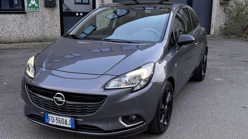 Usata Opel Corsa 69 CV (50 kW) 2016 Grigio Utilitaria