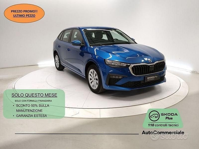 Usata Skoda Scala Selection 116 CV (85 kW) 2024 Blu Utilitaria