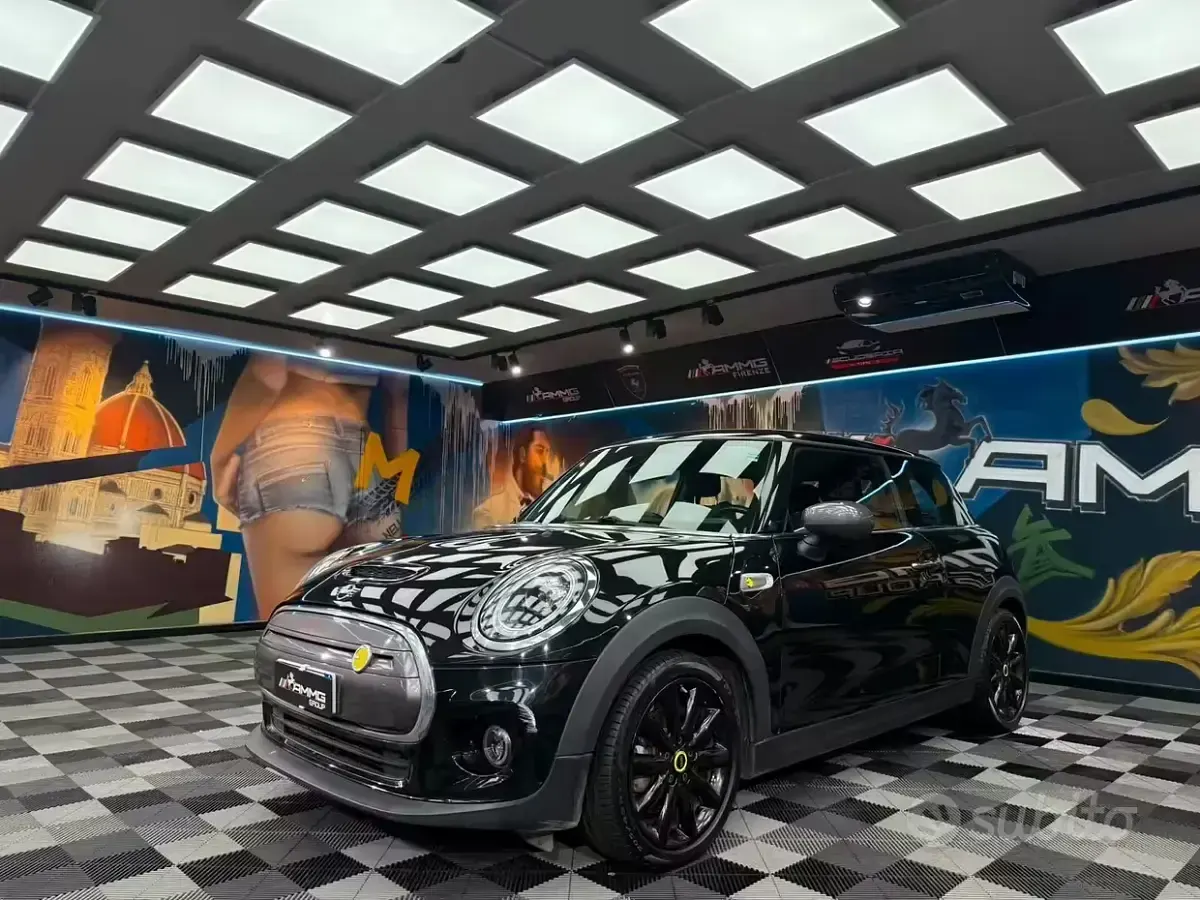 Usata Mini Cooper Coupé 74 kW (101 CV) 2021 Coupé