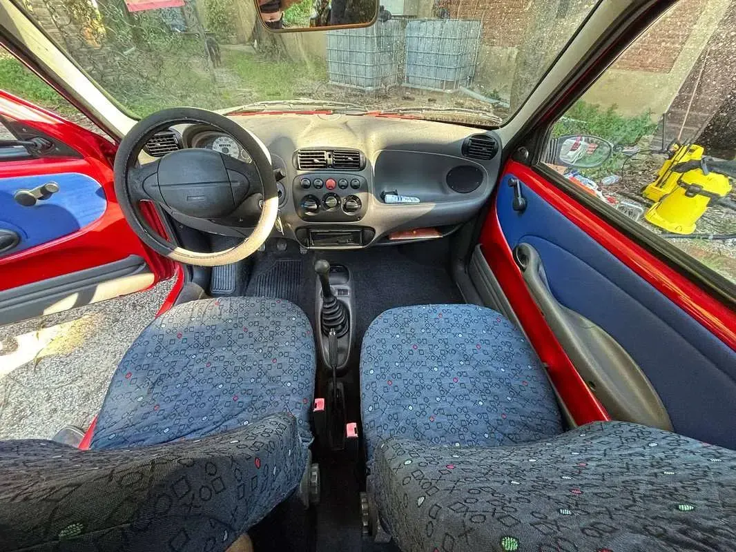 Usata Fiat Seicento Young 39 CV (28 kW) 2000 Rosso Utilitaria